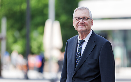 Dr. Bernhard Schmitz - Rechtsanwalt, Wirtschaftsprüfer, Steuerberater